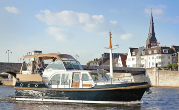Ексклюзивний відпочинок на яхтах LINSSEN