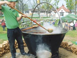 Косино: вісім казанів бограчу