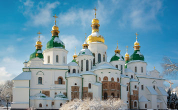 Найдавніші храми України